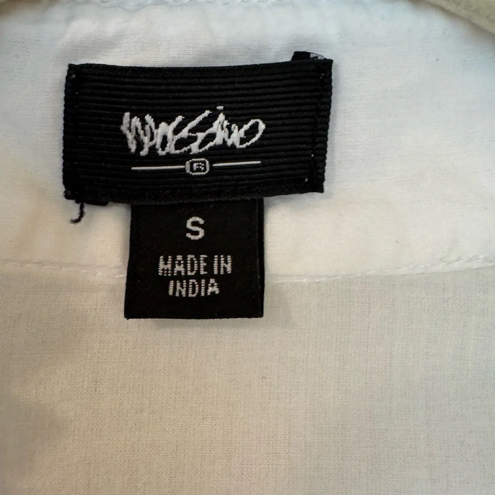 White Ruffled Button-Front Blouse - Picture 3 of 4